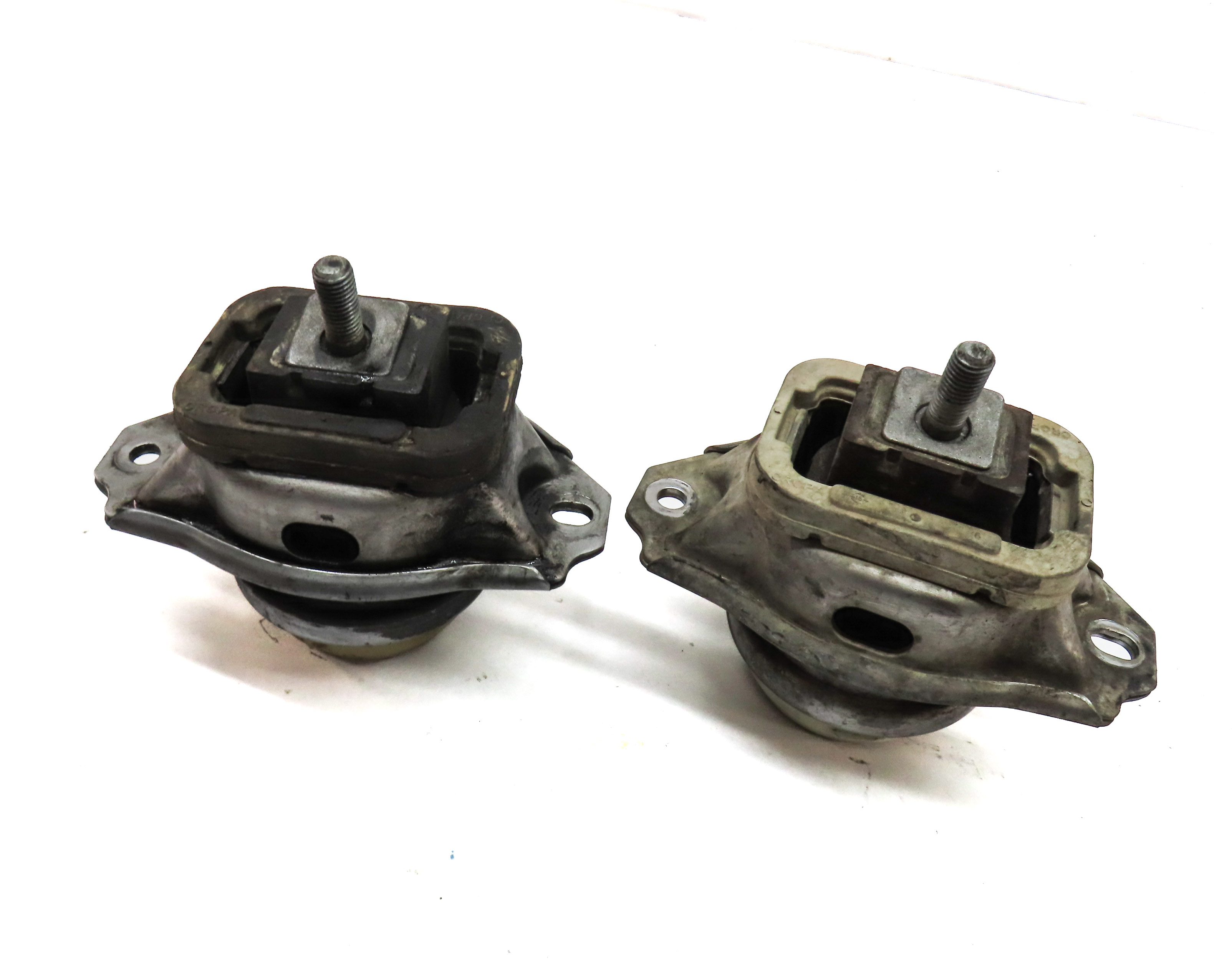 2010 LAND ROVER LR4 (L319) 5.0L NON SUPER ENGINE MOTOR MOUNT SET/2 — exact item pictured